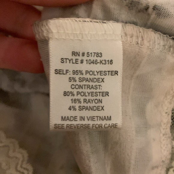 Y2K ruffle tank top lace trim - Picture 6 of 6